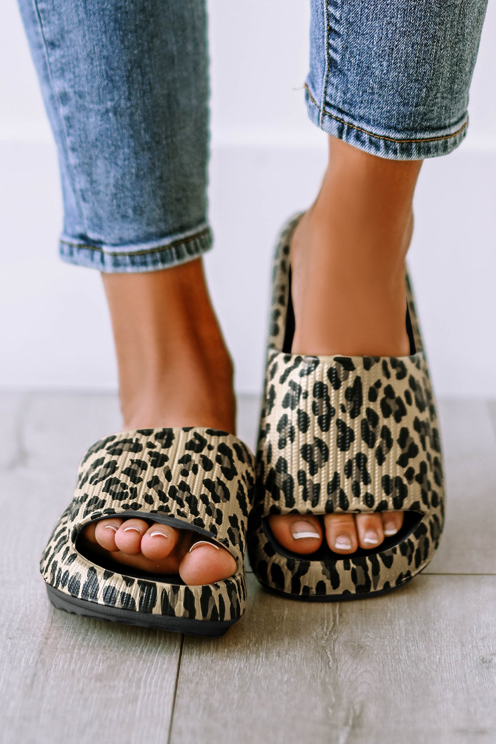 Black Print Thick Sole Slip On Slippers-Bella Boutique Collective