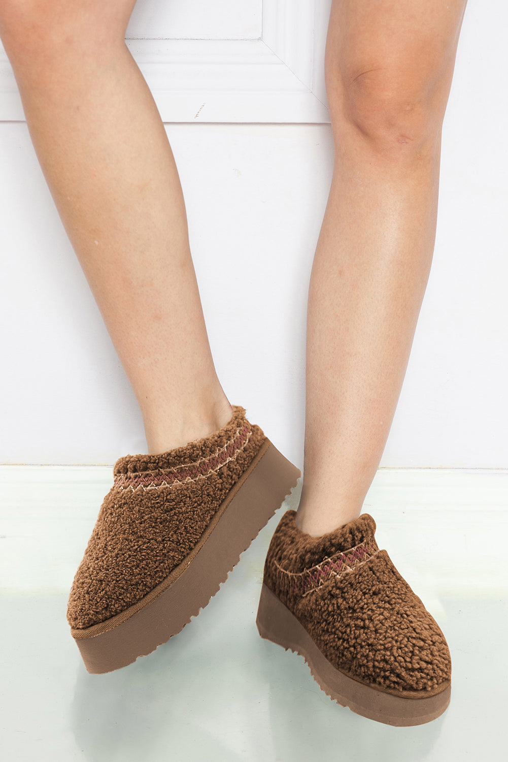 Chestnut Embroidered Sherpa Plush Thick Sole Snow Boots-Bella Boutique Collective