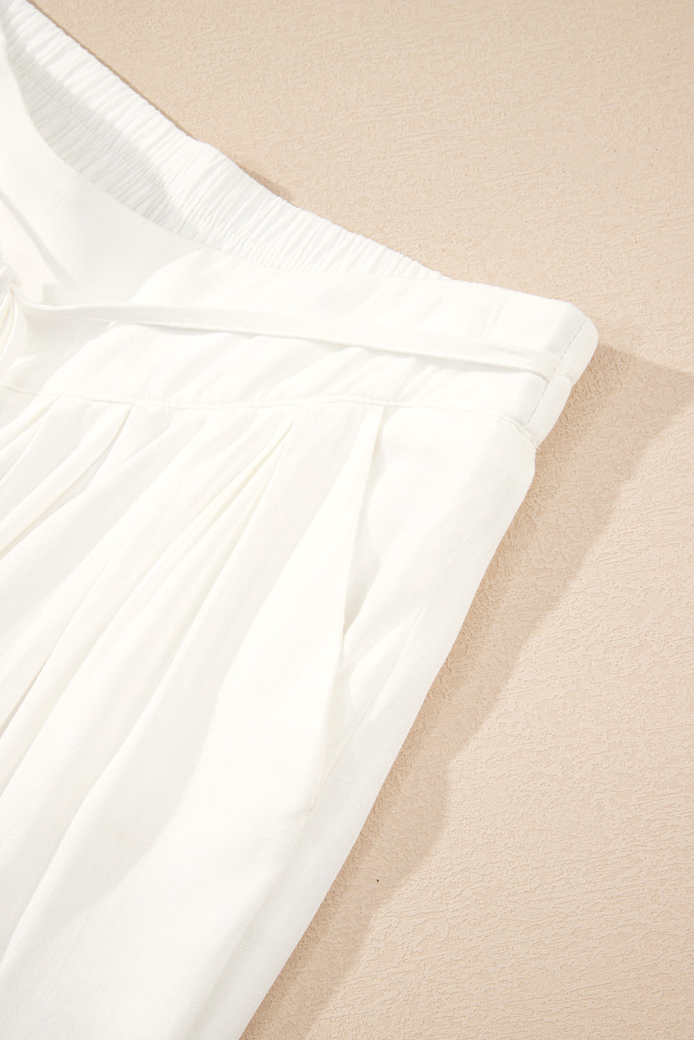 White Solid Drop Waist Pleated Wide Leg Casual Pants-Bella Boutique Collective